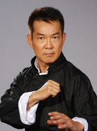 2025-08-06 《好运连连》曝预告 基努·里维斯×吴珊卓成同事2025-08-05 甄子丹跨海击碎不公！