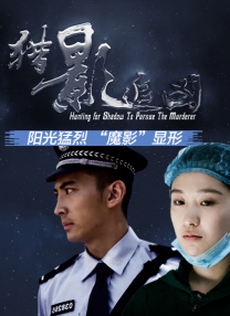 开幕式红毯上，导演吴京、演员关晓彤、黄子韬、王祖蓝、李亚男、德姬等一众电影人悉数亮相。